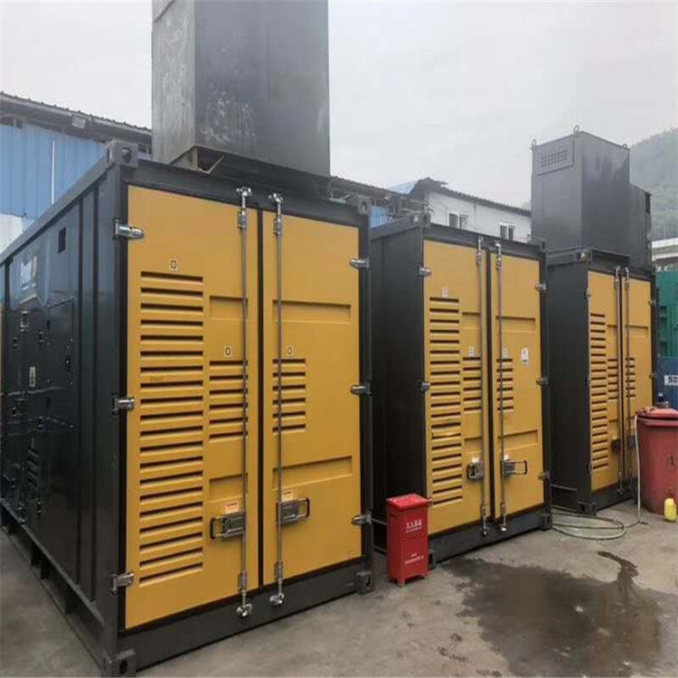 正安温度变化对不同类型欠压保护装置的可靠性影响有何差异？